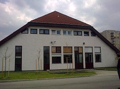 Ablak csere Nyugati front előtte.jpg Ablak csere Nyugati front előtte.jpg